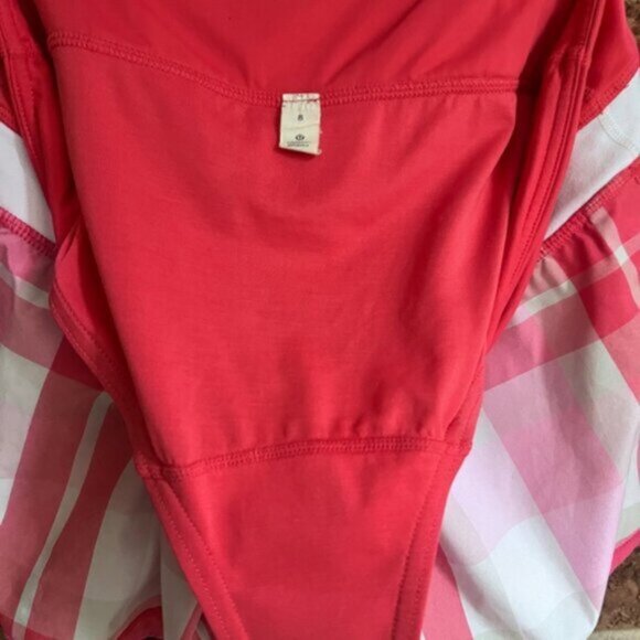 lululemon *  speed up shorts - hot pink and white plaid  Size 8 - Picture 8 of 13